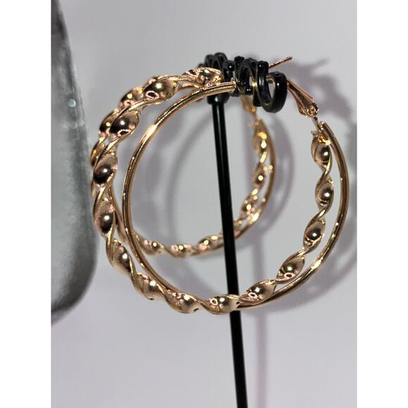 NWT! Large Sized Thin Hoop & Wavy Hoop Hinged Gold-Tone 1/75" Earrings! - Picture 6 of 8